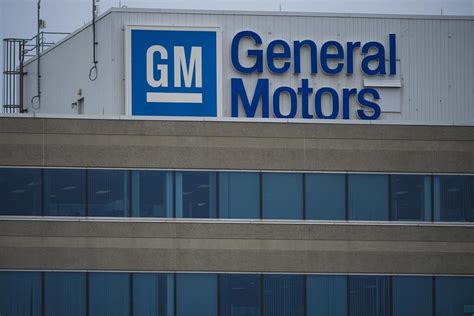Major issues ‘unresolved’ as GM, union continue talks ahead of Monday deadline